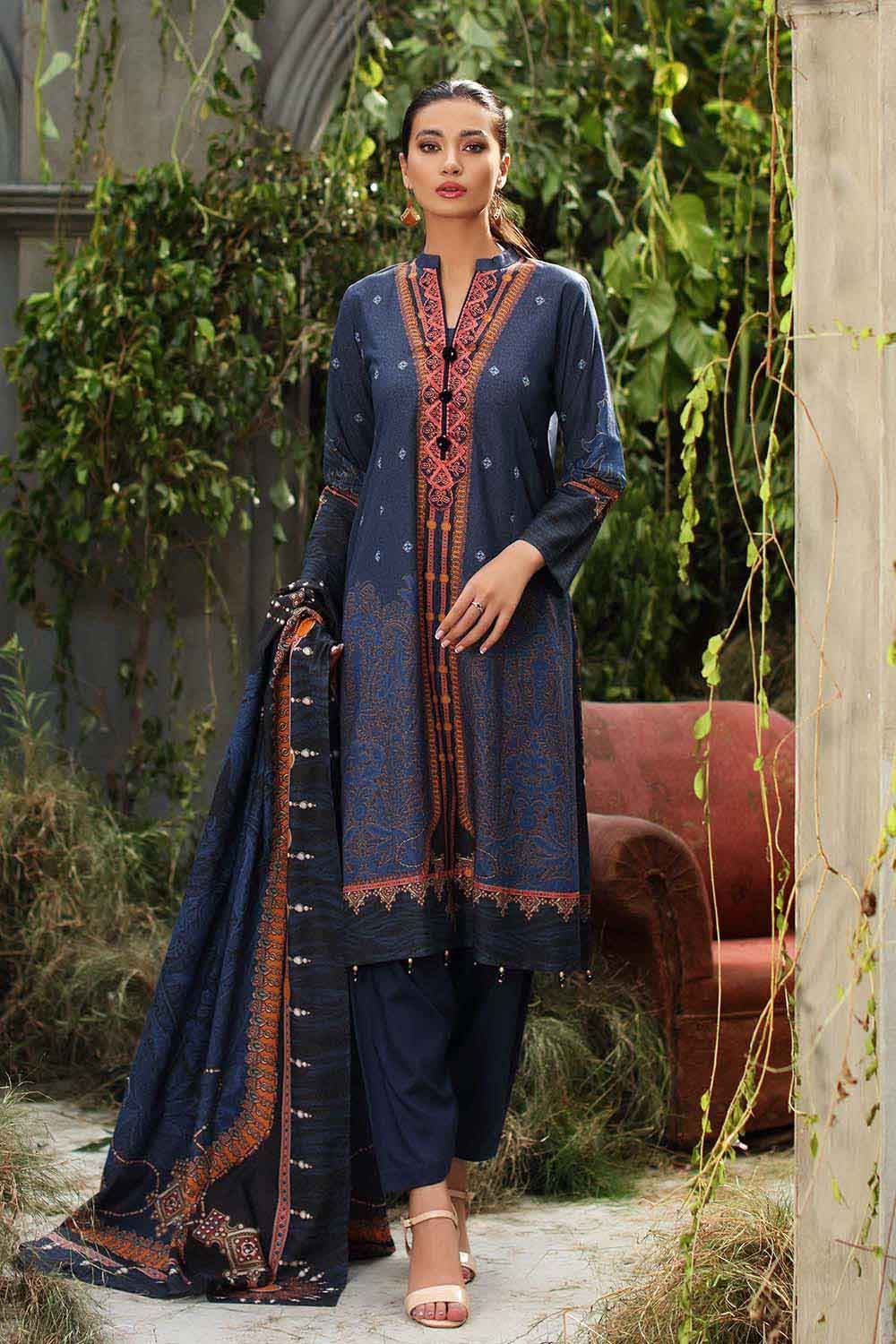 Gul Ahmed Winter Collection`22 AY#12030