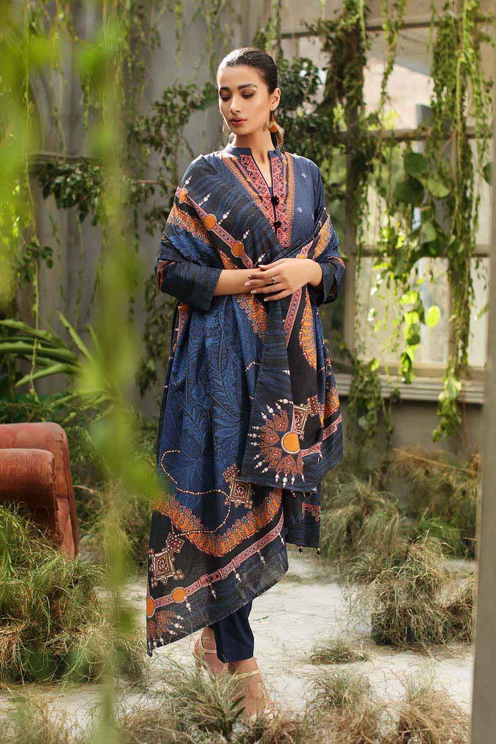 Gul Ahmed Winter Collection`22 AY#12030