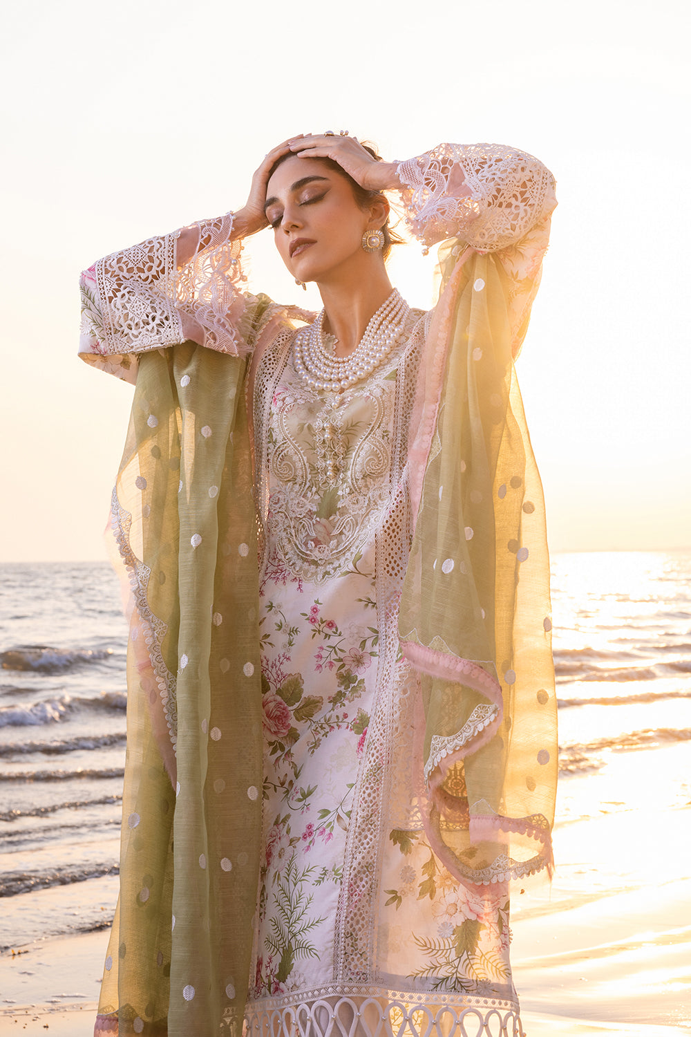 Saira Rizwan Luxury Lawn`24 (AKOYA)
