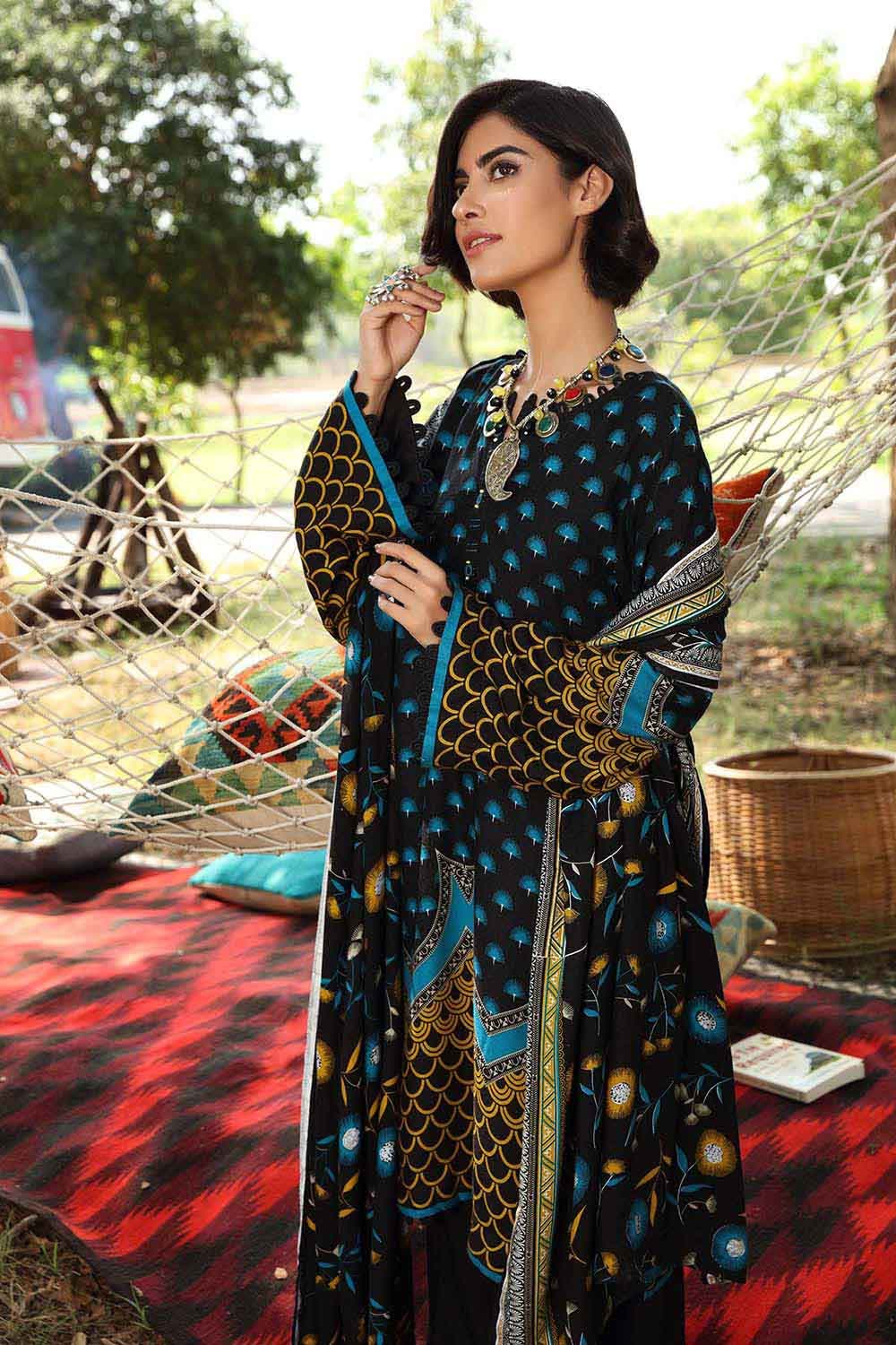 Gul Ahmed Winter Collection`22 LT#12012-A