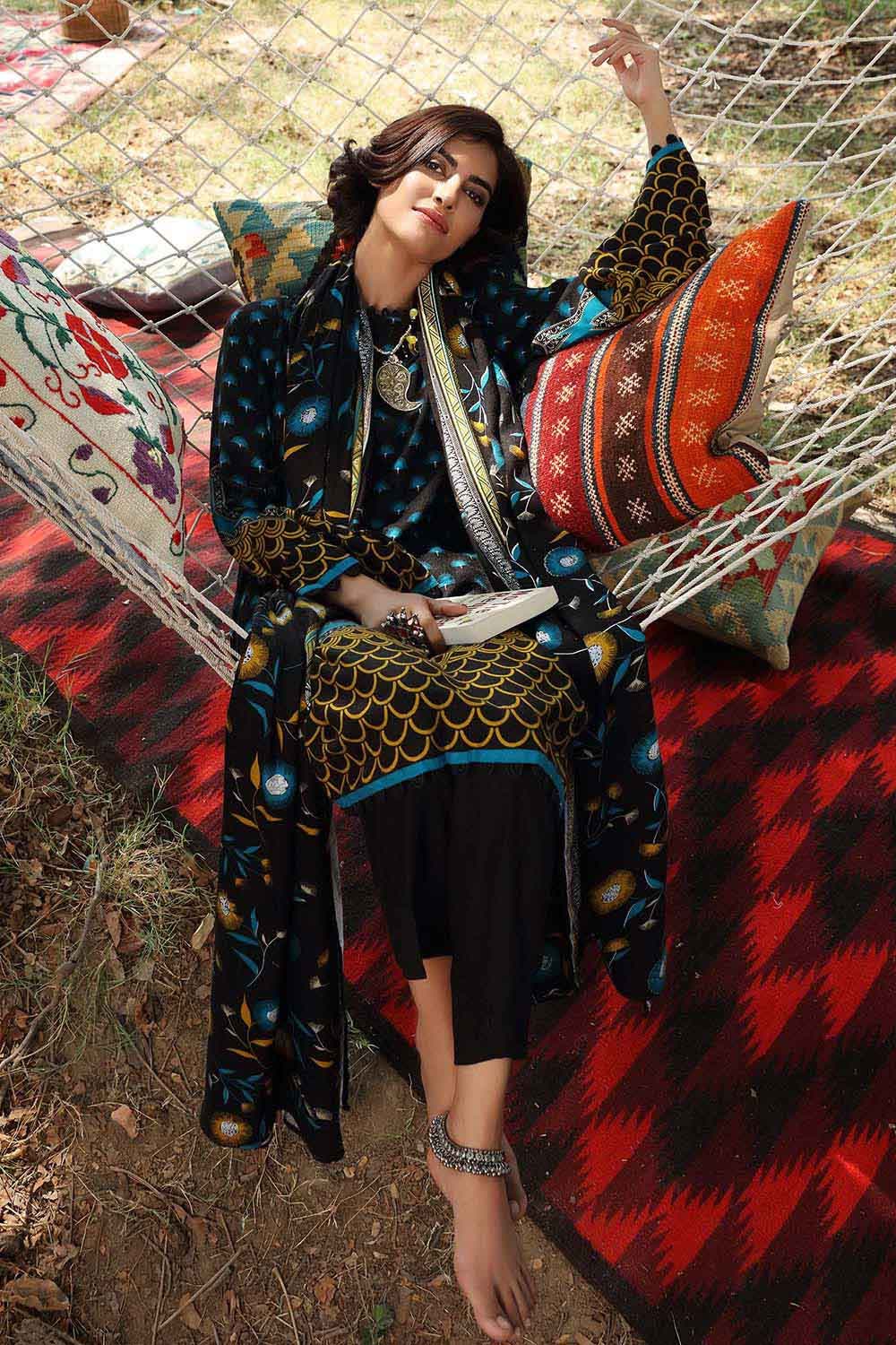 Gul Ahmed Winter Collection`22 LT#12012-A