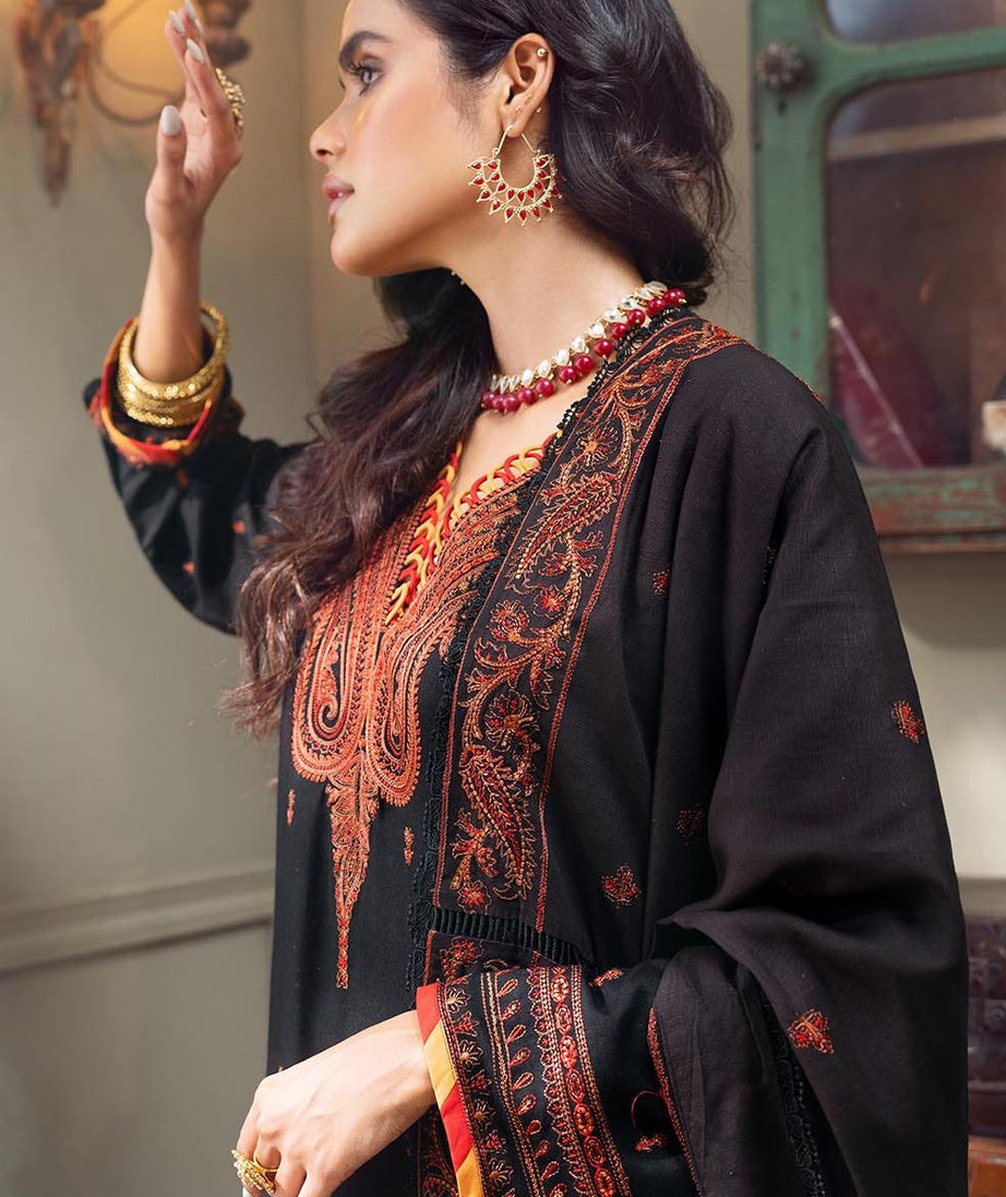 Gul Ahmed Winter Collection`22 LT#22044-A