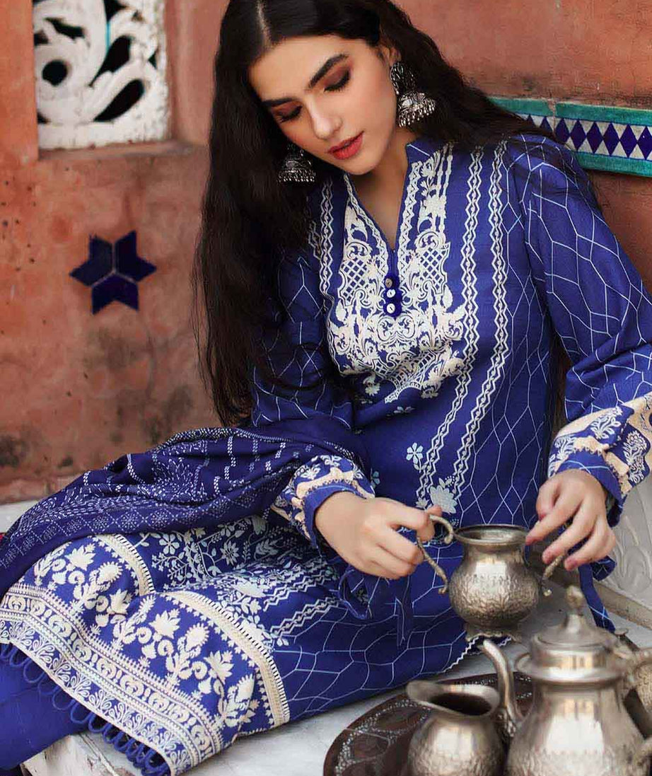 Gul Ahmed Winter Collection`22 PVS#12003-B