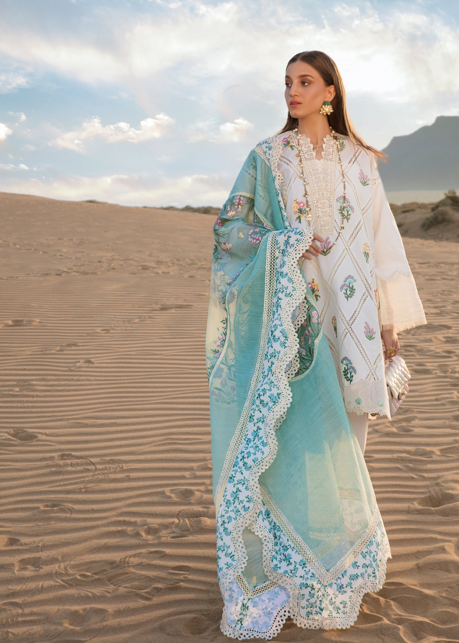Crimson Lawn Collection'23 D#1 A