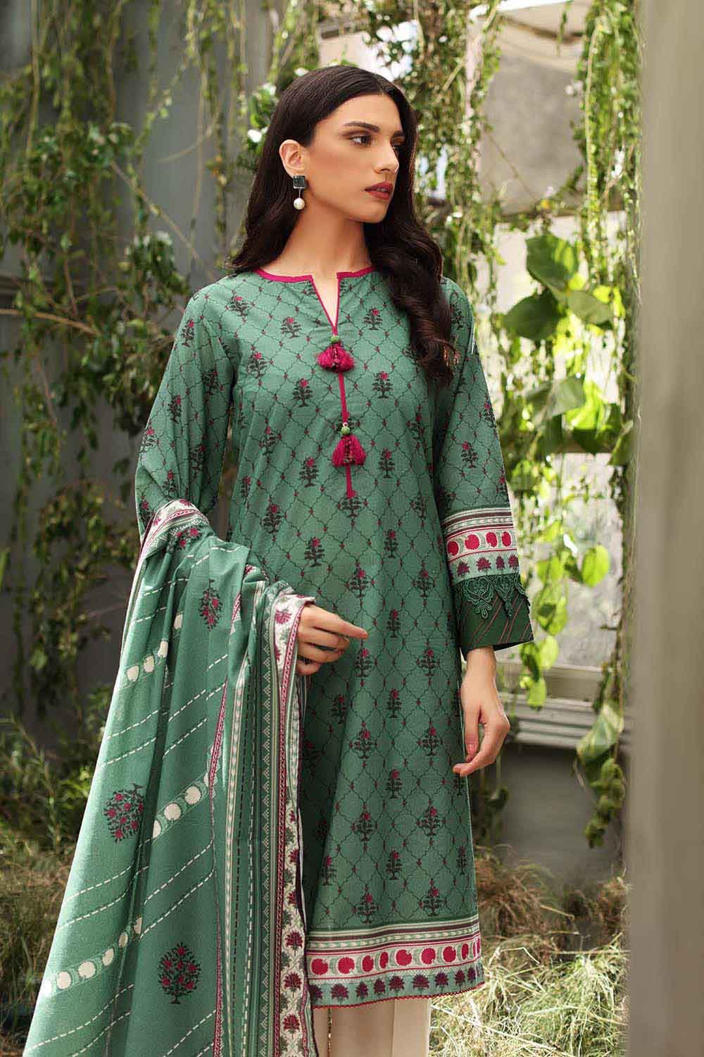 Gul Ahmed Winter Collection`22 AY#12028-A