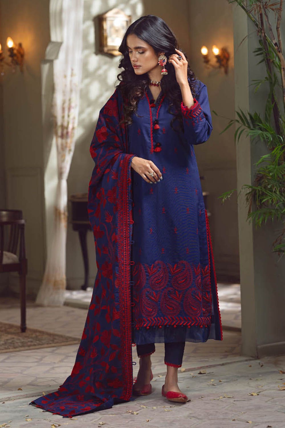 Gul Ahmed Winter Collection`22 AY#22007