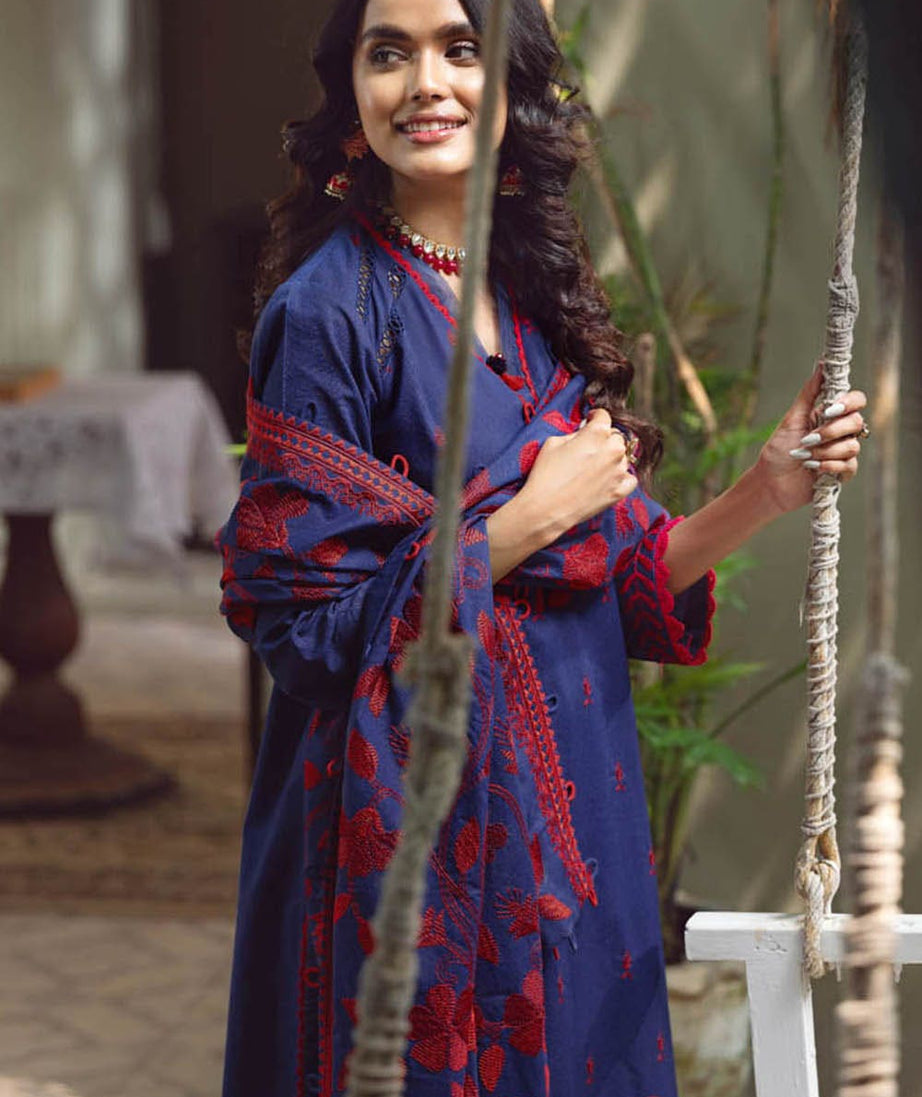 Gul Ahmed Winter Collection`22 AY#22007