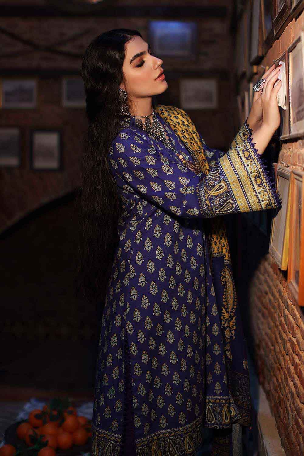 Gul Ahmed Winter Collection`22 PVS#12004-B