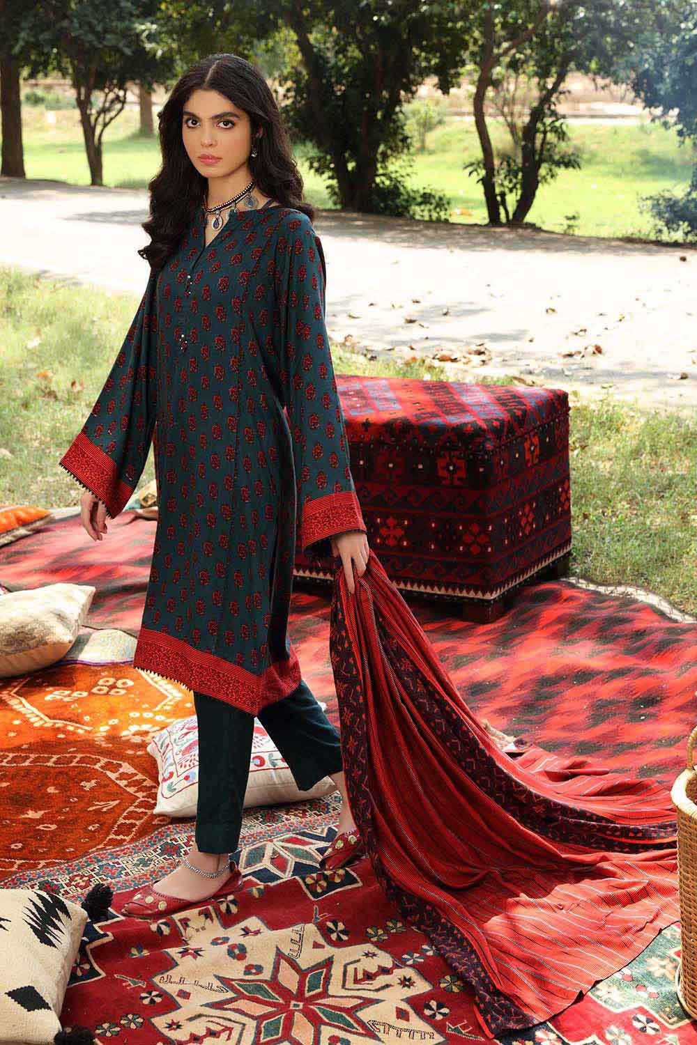 Gul Ahmed Winter Collection`22 LT#12015-B