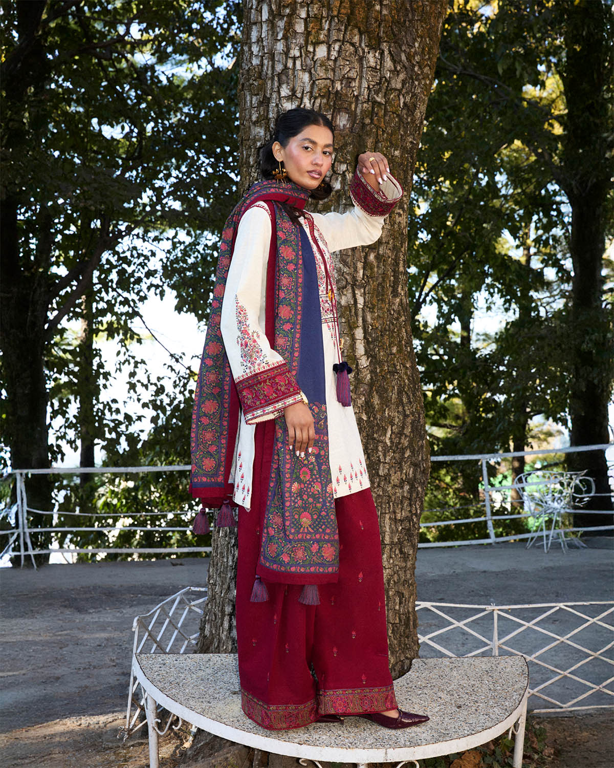 Jugnu By Hussain Rehar Autumn Winter`24 (Rouge)
