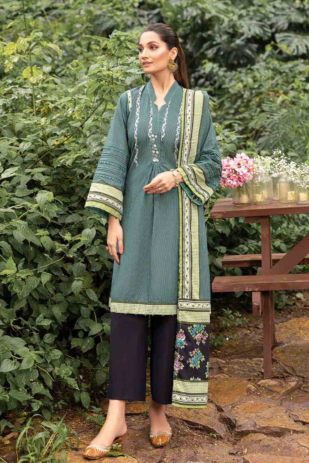 Gul Ahmed Winter Collection`22 K#22044-B