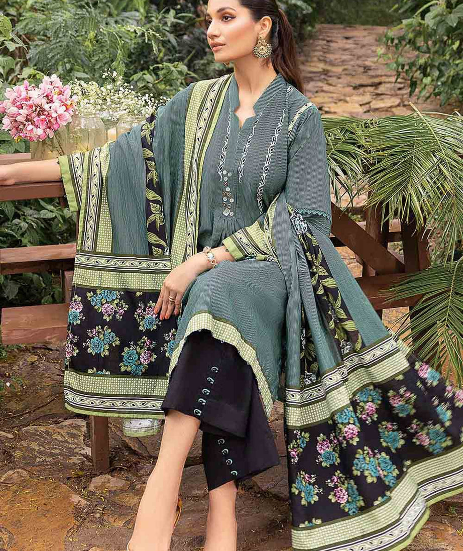 Gul Ahmed Winter Collection`22 K#22044-B