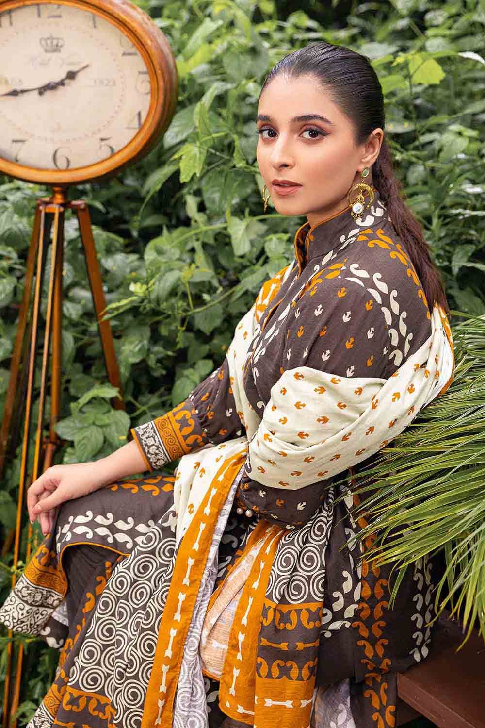 Gul Ahmed Winter Collection`22 K#22042-B