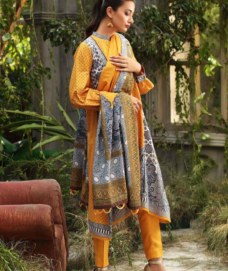 Gul Ahmed Winter Collection`22 AY#12022-B