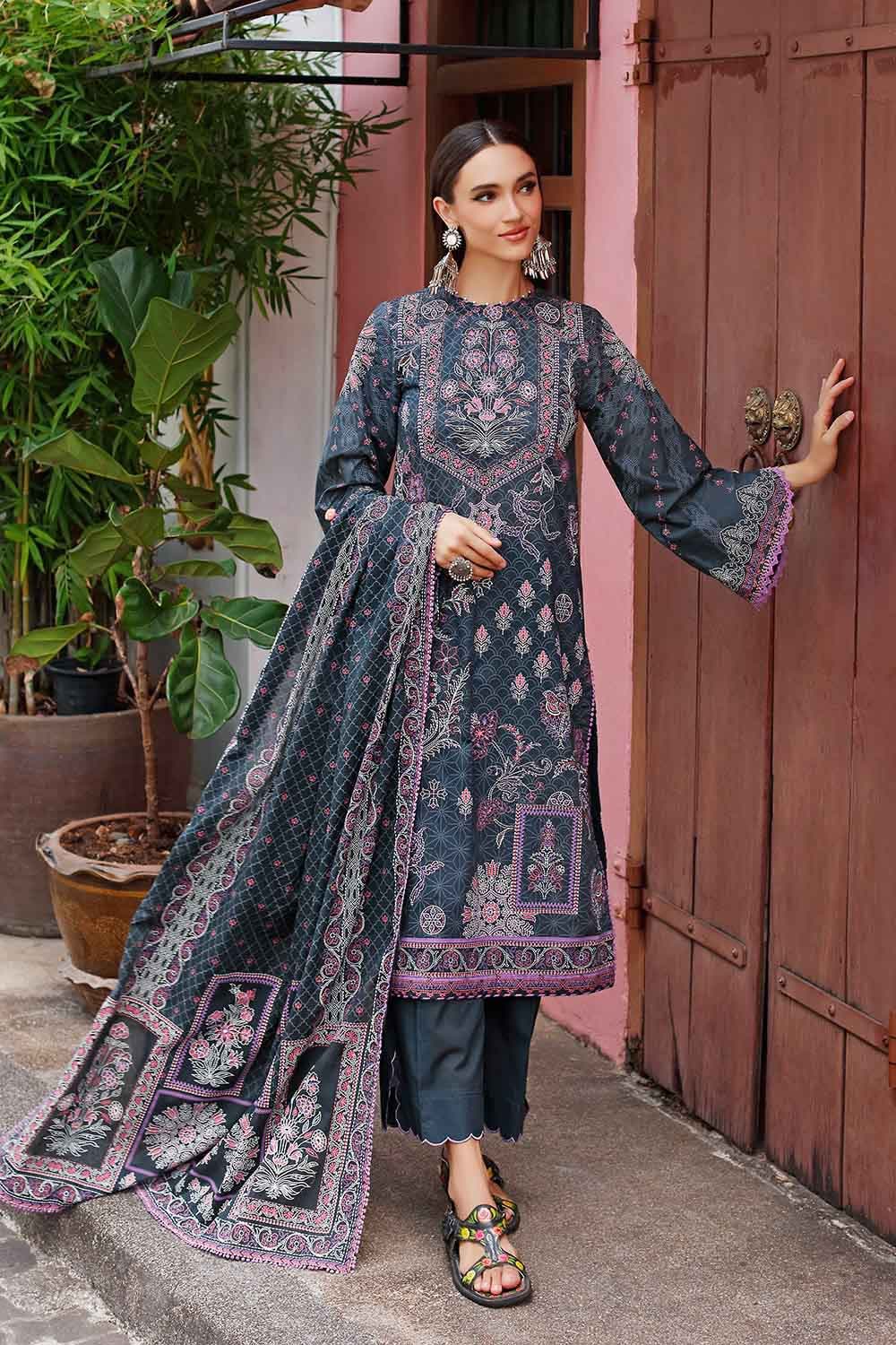 Gul Ahmed Summer'22 DN#22064 B