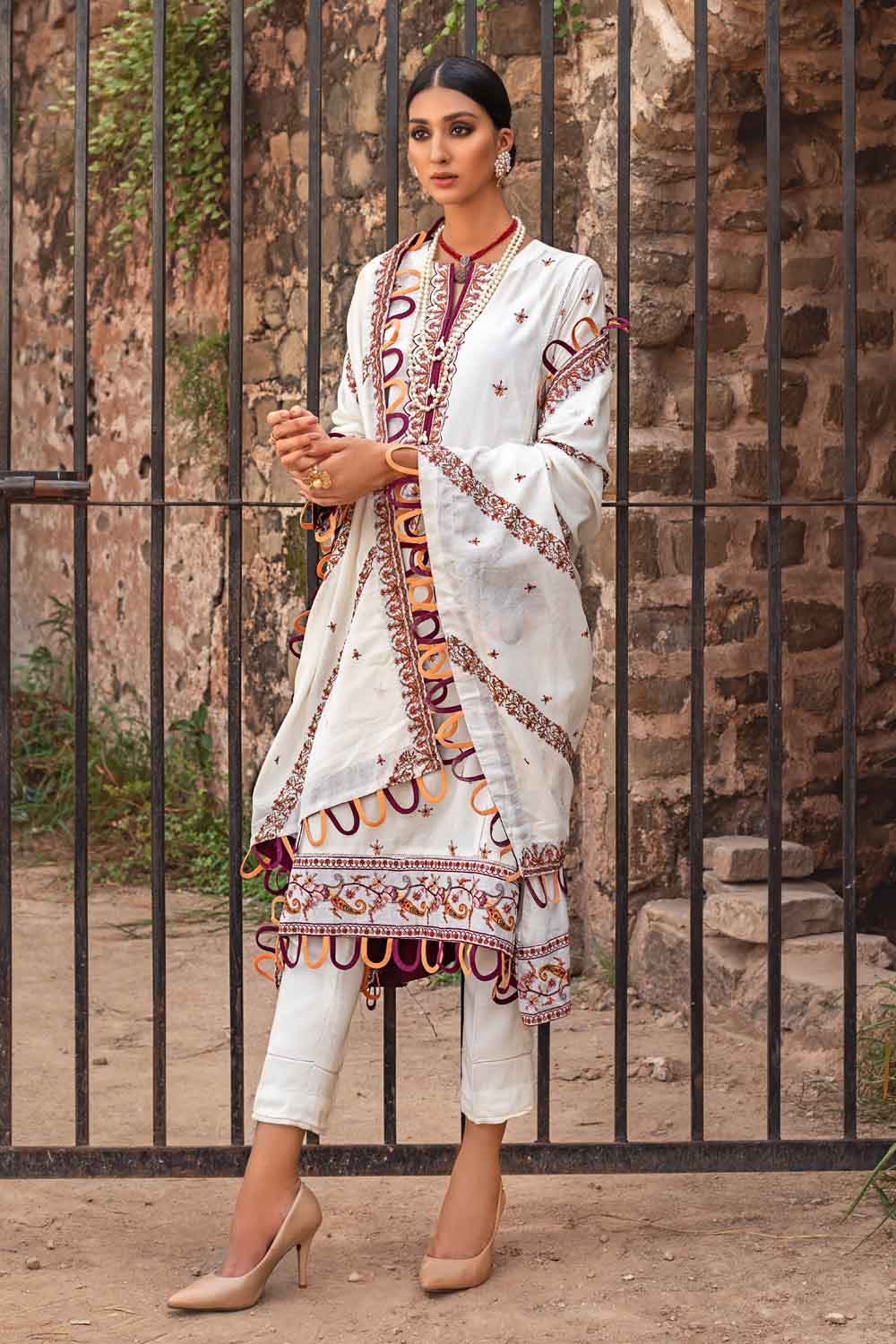 Gul Ahmed Winter Collection`21 AY # 12003