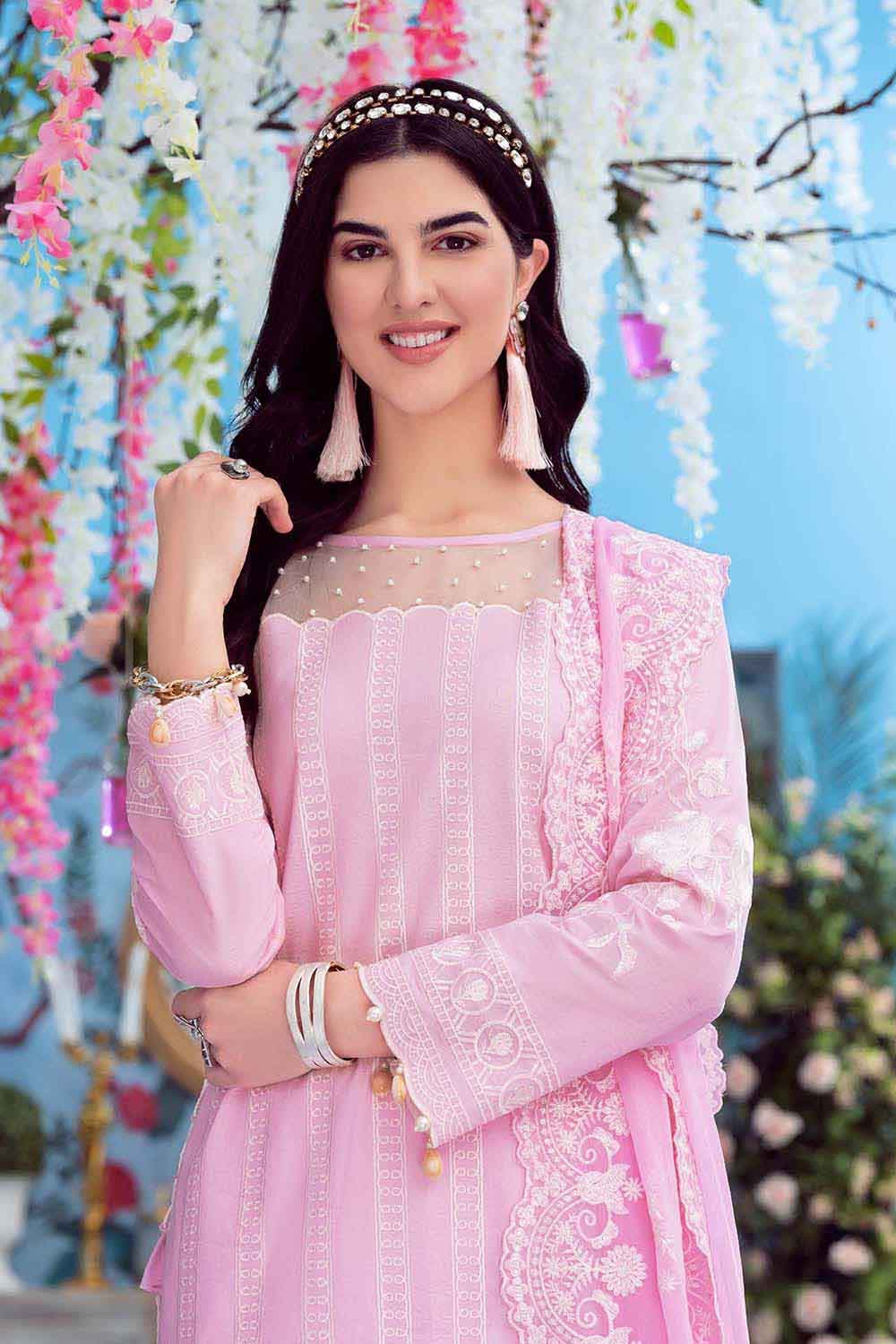 Gul Ahmed Summer'22 PM#22081 Tradition Stores Gul Ahmed Summer'22 PM#22081 Tradition Stores