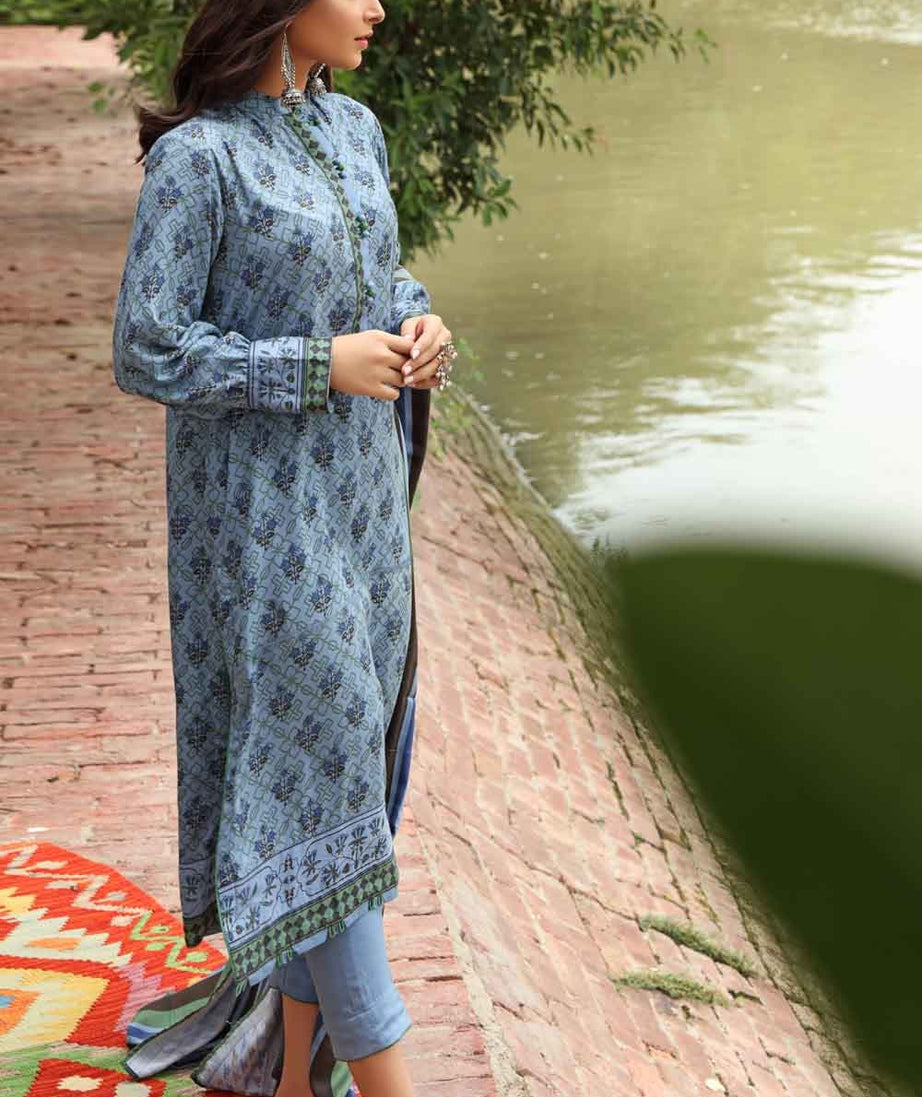 Gul Ahmed Winter Collection`21 LT # 12011 A