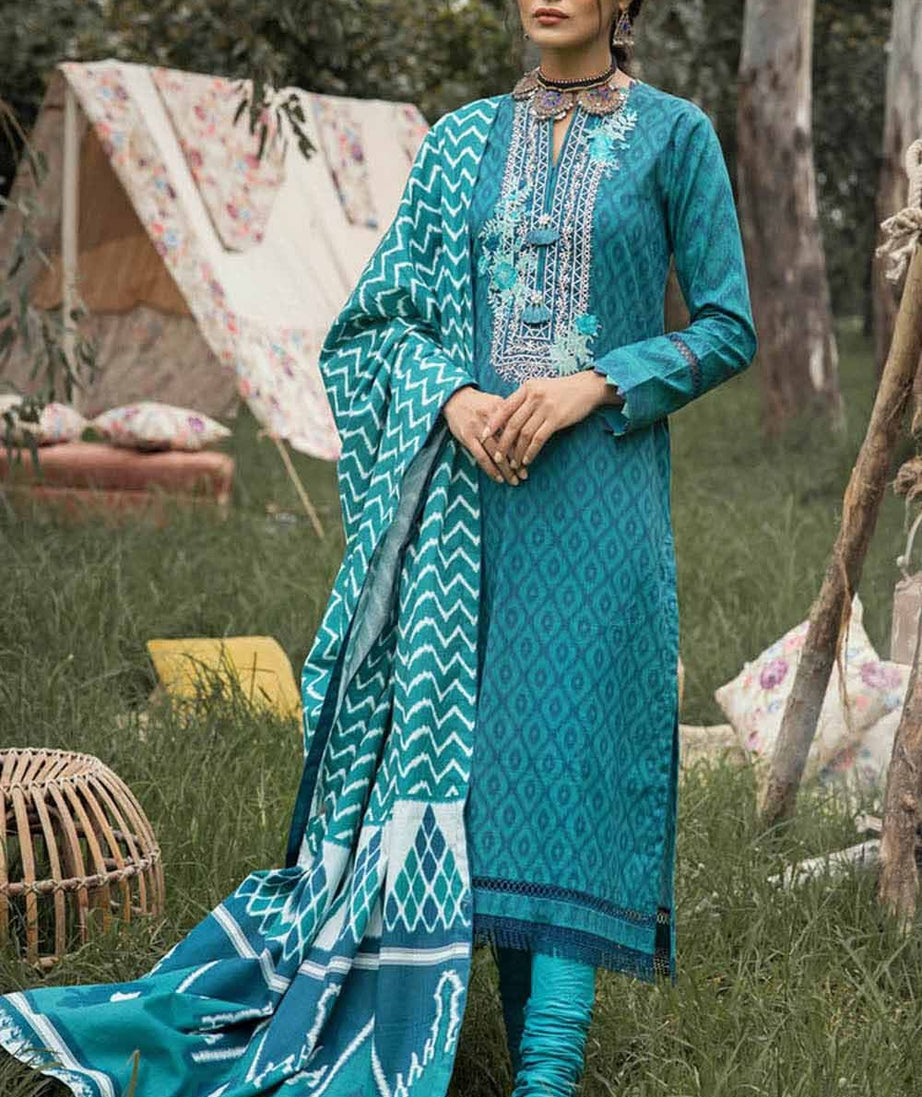Gul Ahmed Winter Collection`22 TK#22002