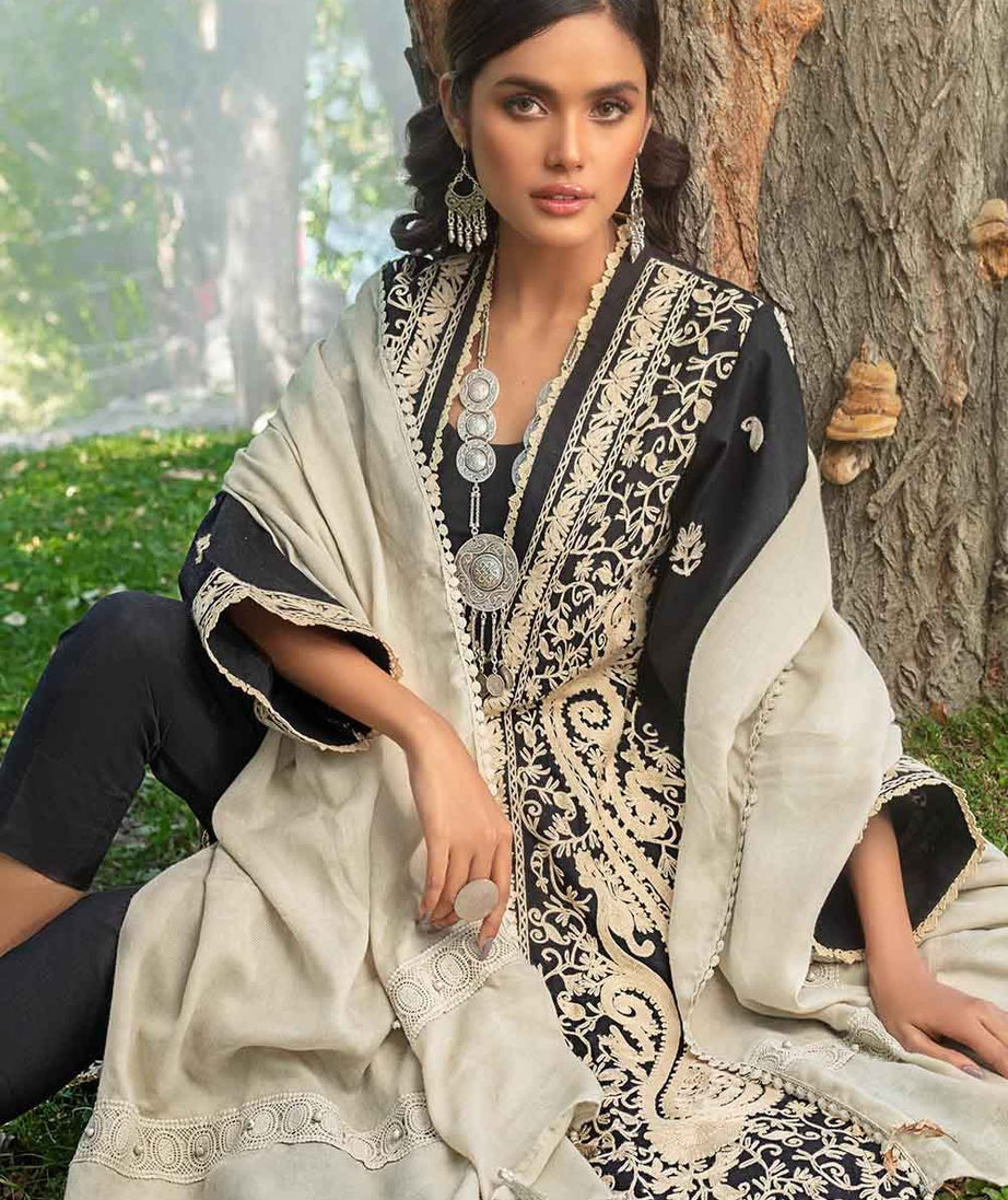 Gul Ahmed Winter Collection`22 AP#12035